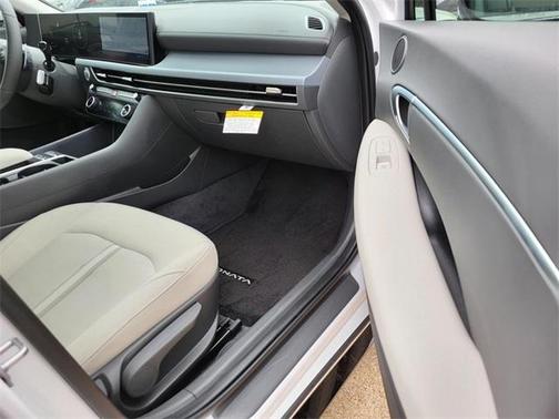 2025 Hyundai SONATA SEL Convenience