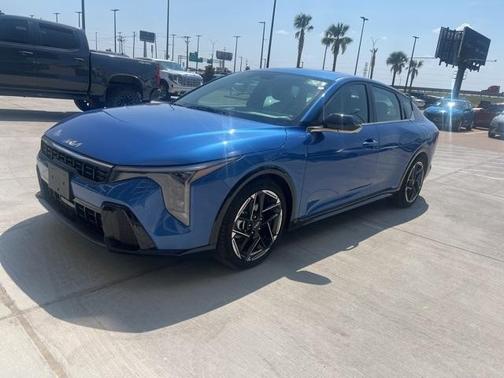 2025 Kia K4 GT-Line