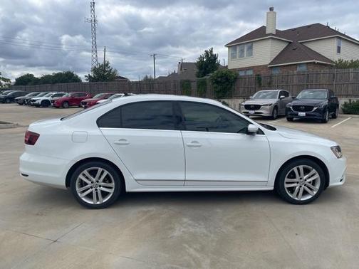 2017 Volkswagen Jetta 1.8T SEL