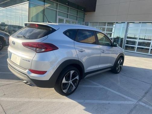 2017 Hyundai TUCSON Sport