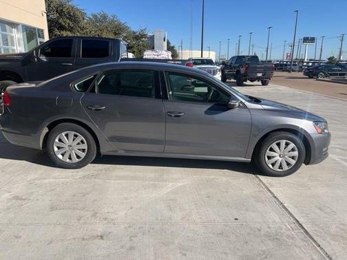 2012 Volkswagen Passat 2.5 S