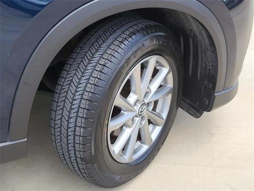 2022 Mazda CX-5 2.5 S Preferred Package