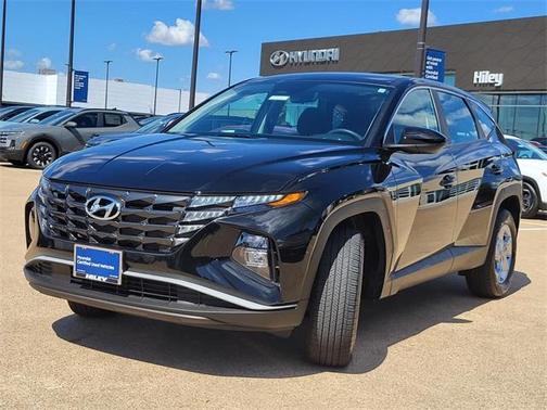 2023 Hyundai TUCSON SE