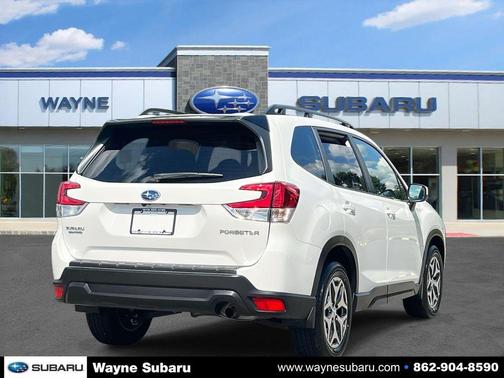 2024 Subaru Forester Premium