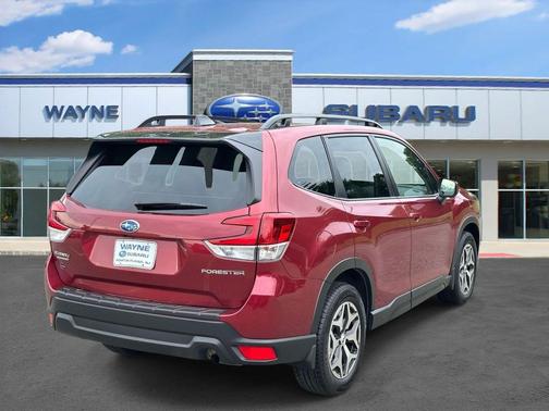 Crimson Red Pearl 2024 Subaru Forester Premium