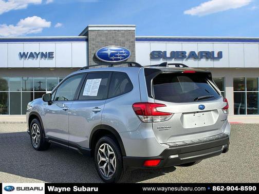 2024 Subaru Forester Premium