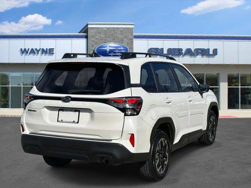Crystal White Pearl 2025 Subaru Forester Premium