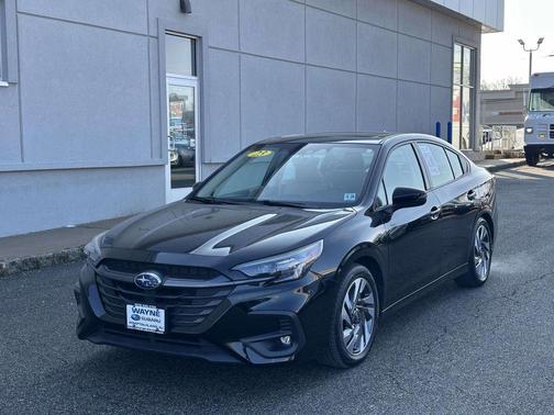 2023 Subaru Legacy 