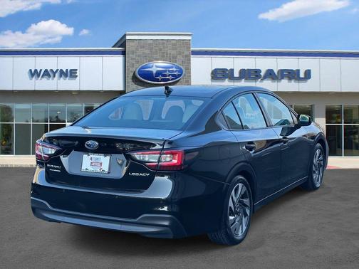 2023 Subaru Legacy 