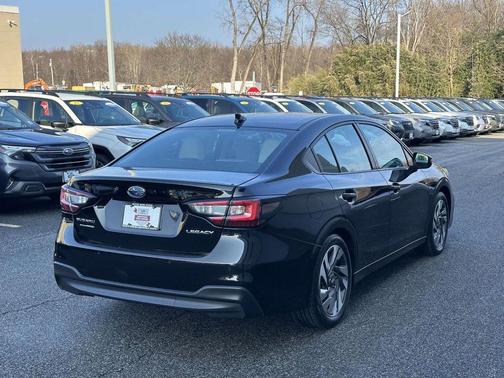 2023 Subaru Legacy 