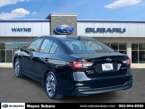 2023 Subaru Legacy 