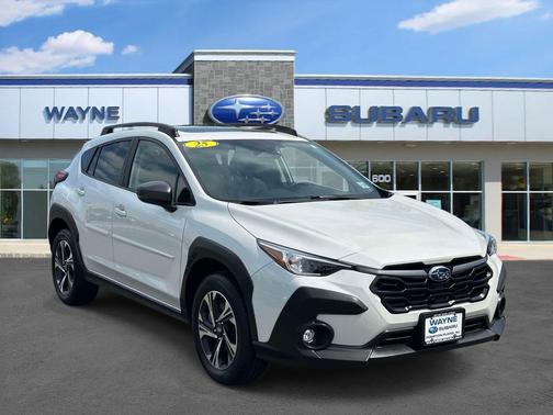 Crystal White Pearl 2025 Subaru Crosstrek Premium