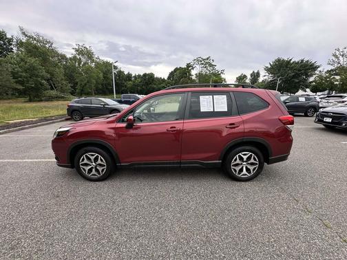 Crimson Red Pearl 2023 Subaru Forester Premium