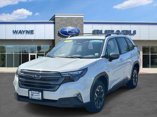 Crystal White Pearl 2025 Subaru Forester Premium