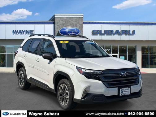 Crystal White Pearl 2025 Subaru Forester Premium
