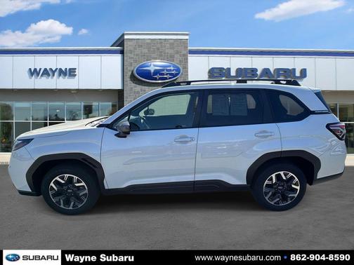 Crystal White Pearl 2025 Subaru Forester Premium
