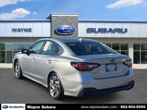 2023 Subaru Legacy 