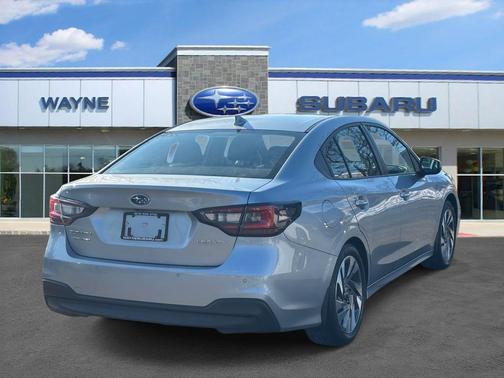 2023 Subaru Legacy 