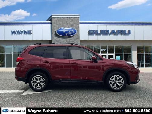 2024 Subaru Forester Premium