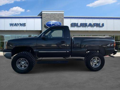 2003 Chevrolet Silverado 1500 LS