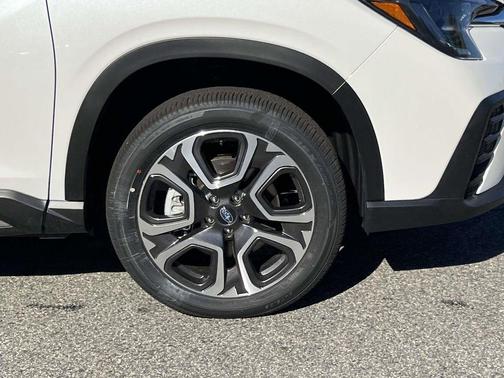 2025 Subaru Ascent Touring