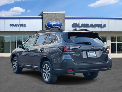 2025 Subaru Outback Premium
