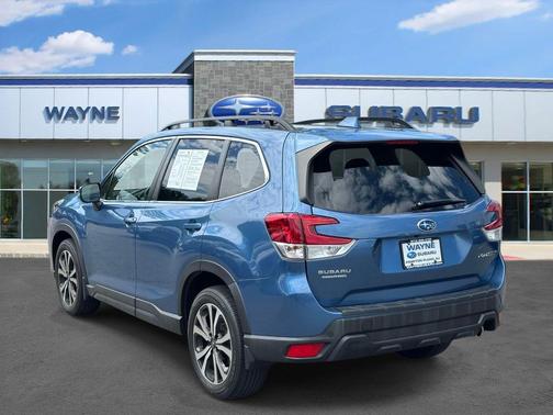 Horizon Blue Pearl 2023 Subaru Forester Limited