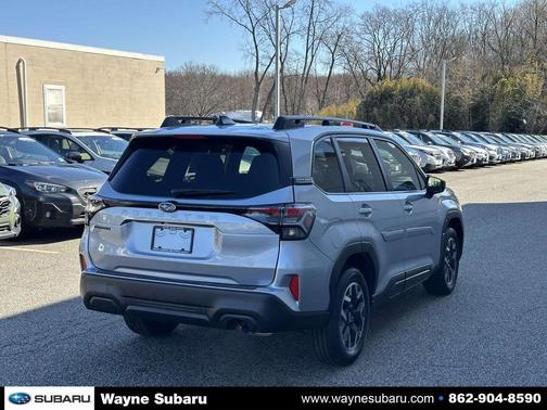 Ice Silver Metallic 2025 Subaru Forester Premium