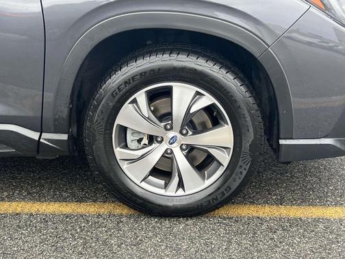 2023 Subaru Ascent Premium 8-Passenger