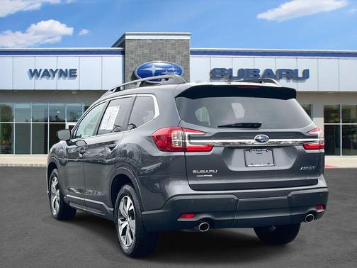 2023 Subaru Ascent Premium 8-Passenger