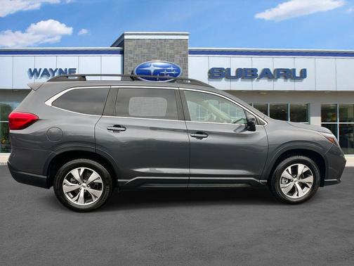2023 Subaru Ascent Premium 8-Passenger