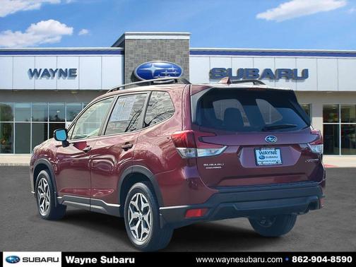 2023 Subaru Forester Premium