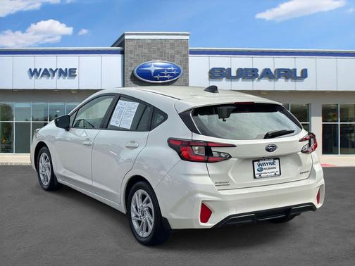 Crystal White Pearl 2024 Subaru Impreza Base