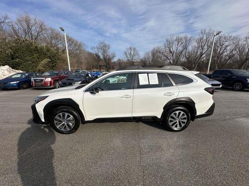 2023 Subaru Outback Premium