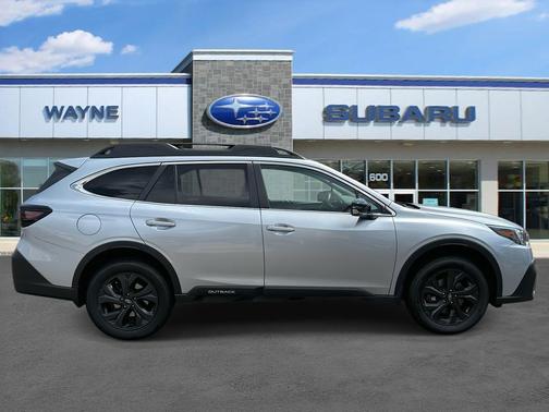 Ice Silver 2022 Subaru Outback Onyx Edition XT