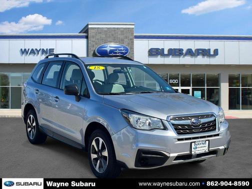 Ice Silver Metallic 2018 Subaru Forester 2.5i