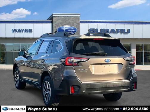2022 Subaru Outback Premium