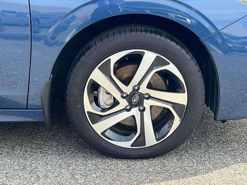 2022 Subaru Legacy Limited XT