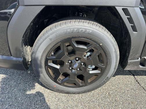 Crystal Black Silica 2026 Subaru Outback Limited