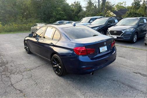 Mediterranean Blue Metallic 2018 BMW 320 i