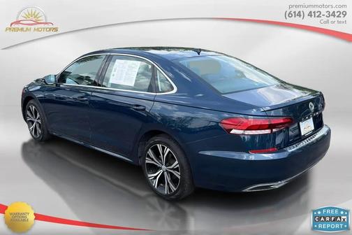 Tourmaline Blue Metallic 2022 Volkswagen Passat 2.0T SE