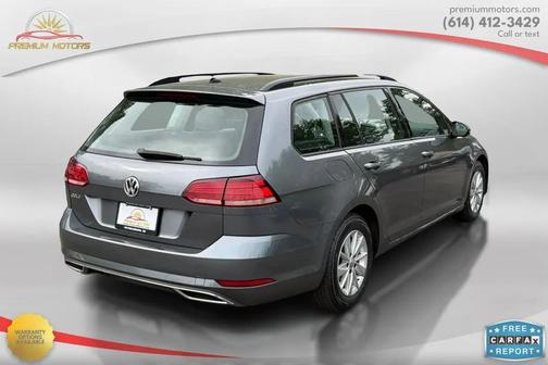 Platinum Gray Metallic 2019 Volkswagen Golf SportWagen TSI S