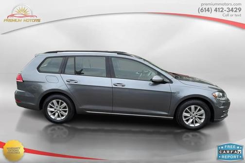 Platinum Gray Metallic 2019 Volkswagen Golf SportWagen TSI S