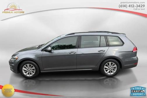 Platinum Gray Metallic 2019 Volkswagen Golf SportWagen TSI S