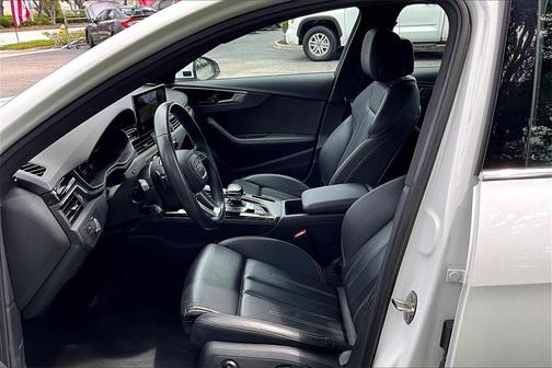 2024 Audi A4 45 S line Premium Plus