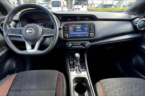 2024 Nissan Kicks SR