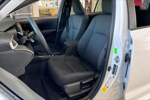 Super White 2024 Toyota Corolla LE