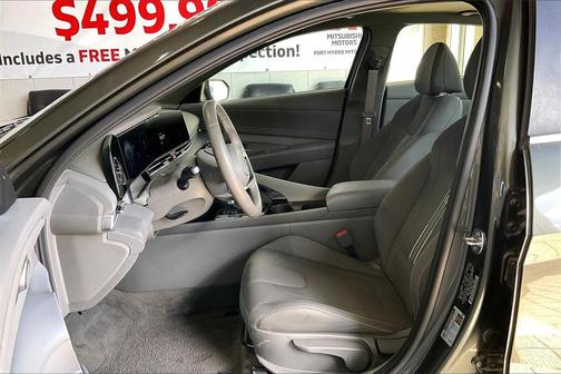 2025 Hyundai ELANTRA SEL