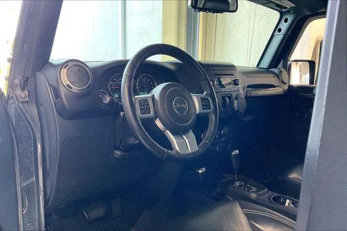 Rhino Clearcoat 2017 Jeep Wrangler Sport