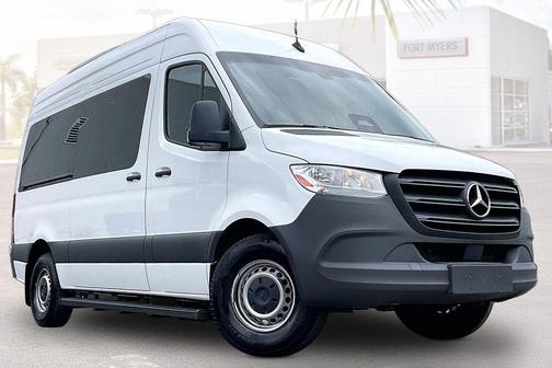 Arctic White 2025 Mercedes-Benz Sprinter 2500 Standard Roof